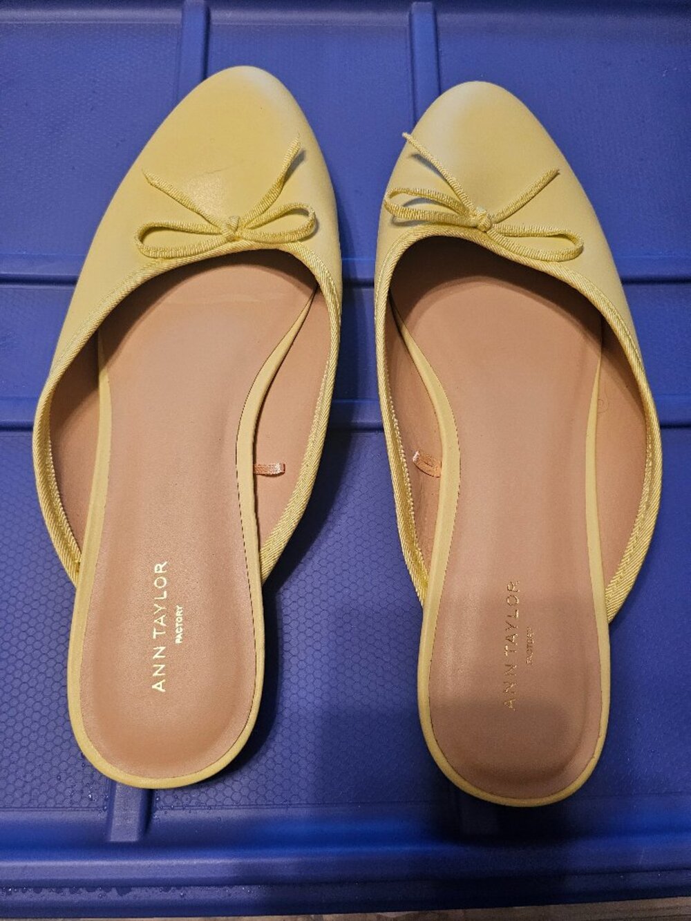 Soft yellow Ann Taylor Factory flat shoes